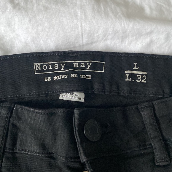 NOISY MAY Biker Jeans - Picture 3 of 6